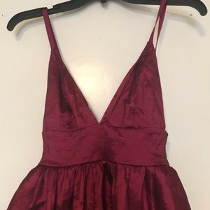 Brand new with tags Fashion nova dress! Super cute for a fancy Valentine’s Day!